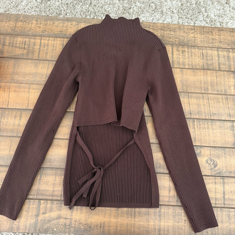 Babaton Chocolate Ribbed Knit Top - Picture 2 of 4